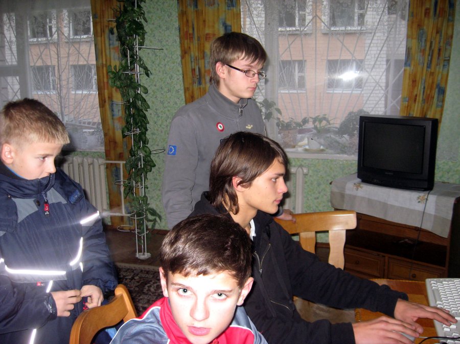 34internat.jpg