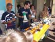 in attesa davanti al Carlo Felice