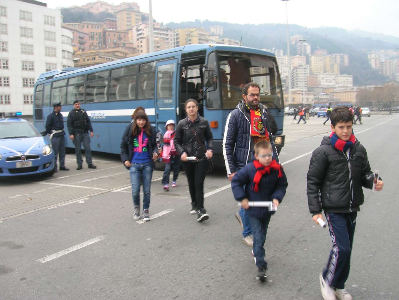 r 22 2013 01 06 alla partita.jpg
